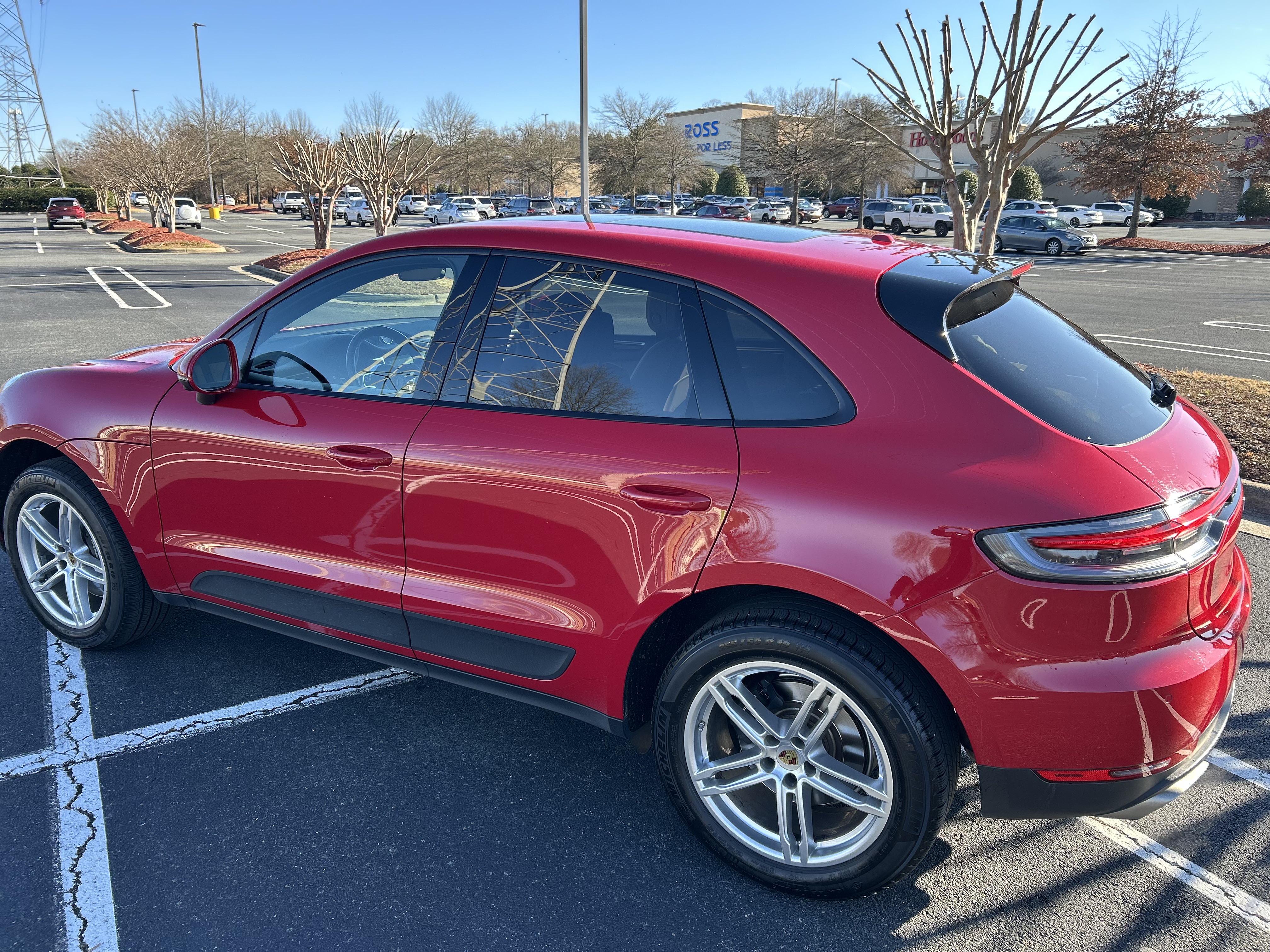Used 2021 Porsche Macan AWD/4WD image 6
