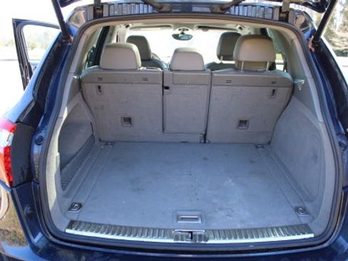 Used 2012 Porsche Cayenne image 6