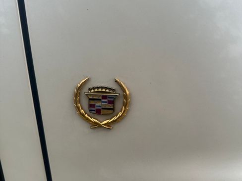 Used 1999 Cadillac De Ville D'Elegance FWD image 12
