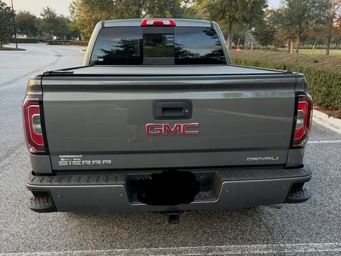 Used 2018 GMC Sierra 1500 Denali w/ Denali Ultimate Package image 4
