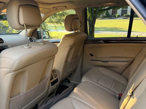 Used 2011 Mercedes-Benz ML 350 4MATIC image 5