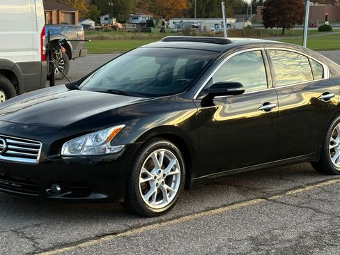 Used 2013 Nissan Maxima 3.5 SV w/ SV Value Pkg image 4