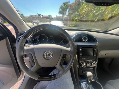 Used 2015 Buick Enclave Convenience FWD image 29