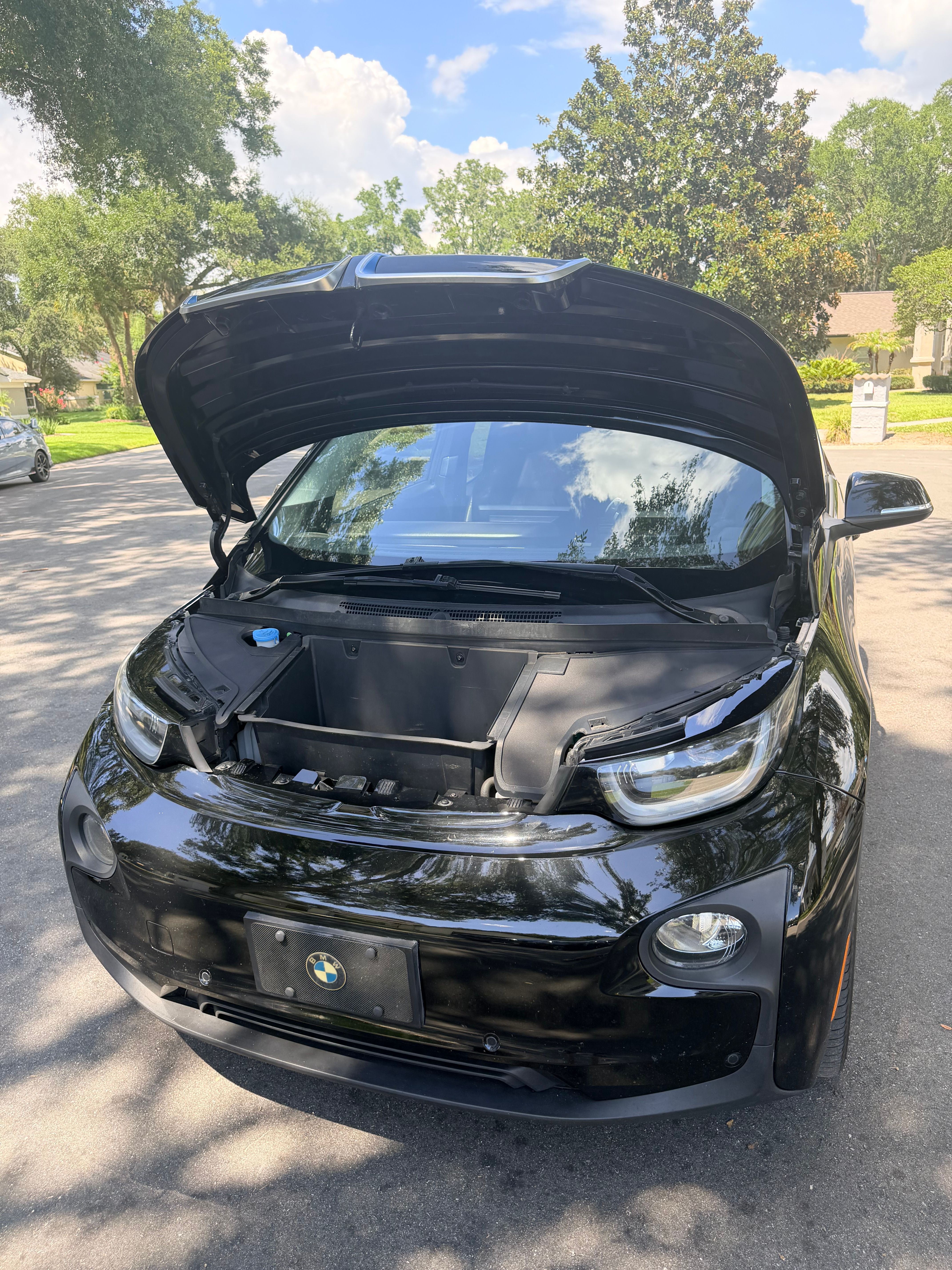 Used 2017 BMW i3 w/ Range Extender RWD image 14