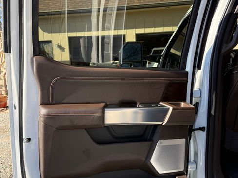 Used 2024 Ford F350 King Ranch w/ Chrome Package image 17