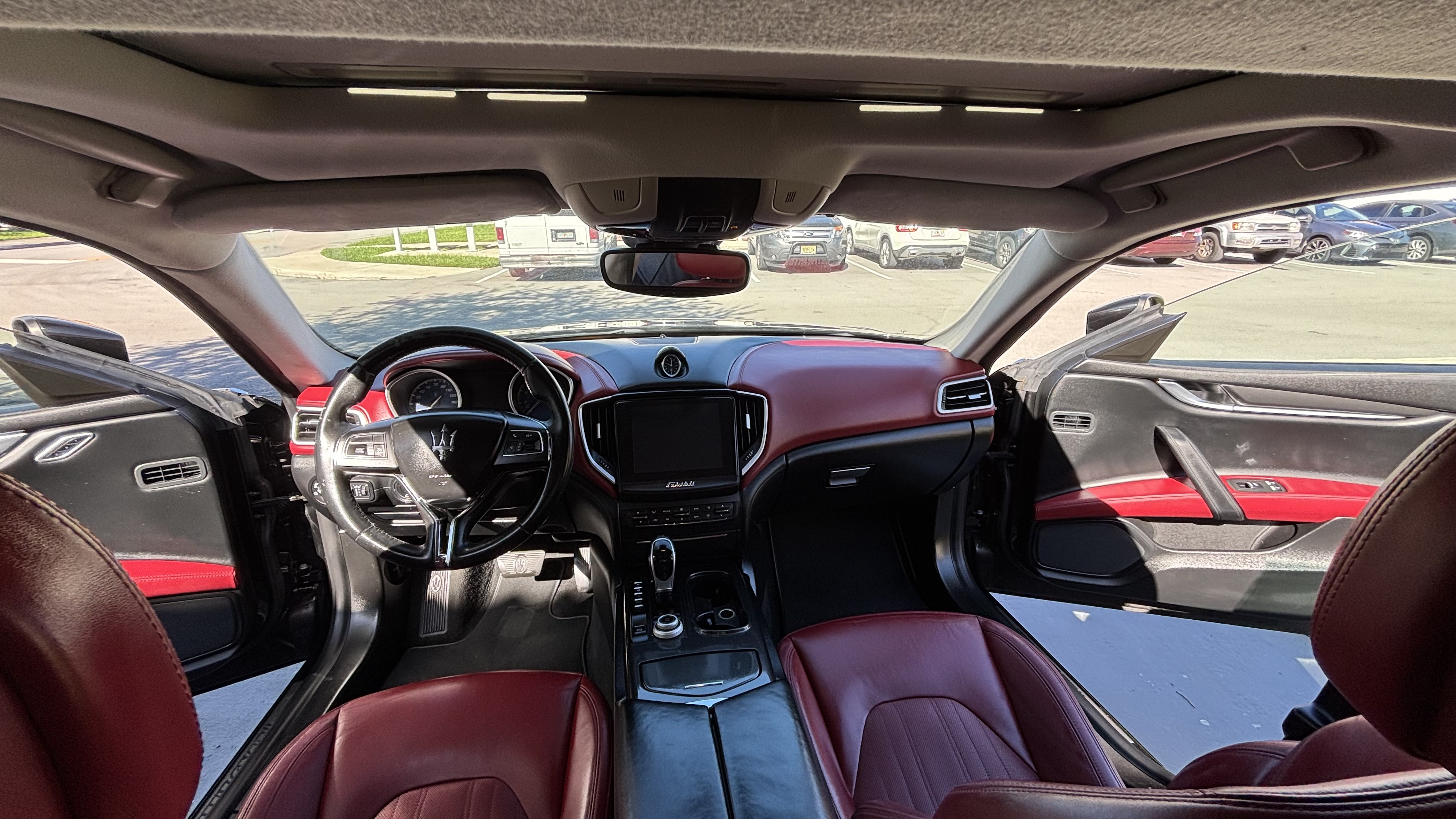 Used 2017 Maserati Ghibli RWD image 17
