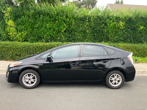 Used 2010 Toyota Prius Five image 5