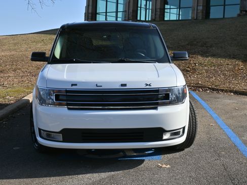 Used 2019 Ford Flex SEL w/ Equipment Group 202A image 8