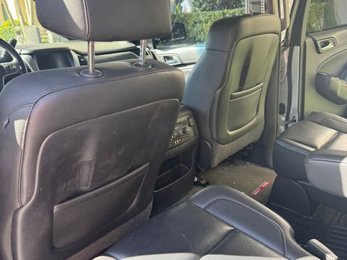 Used 2015 Chevrolet Tahoe LTZ image 2