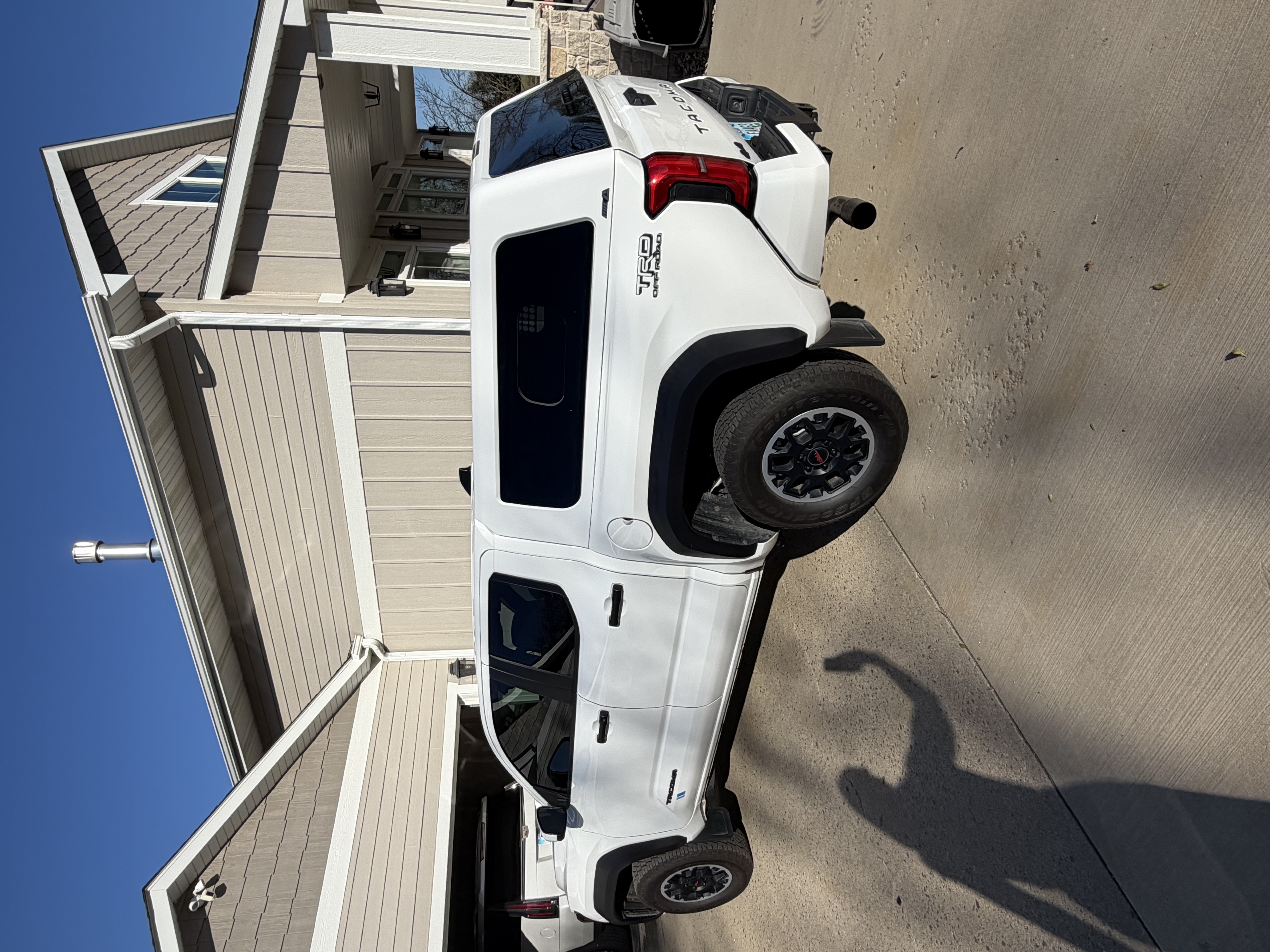 Used 2024 Toyota Tacoma TRD Off-Road AWD/4WD image 8