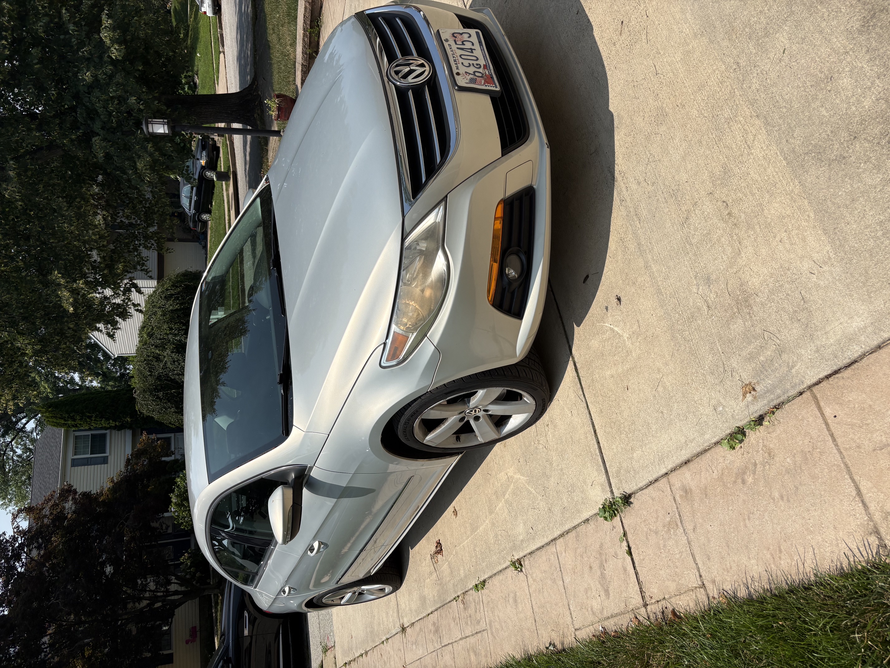 Used 2011 Volkswagen CC Lux Limited FWD image 5