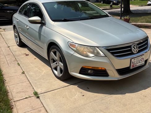 Used 2011 Volkswagen CC Lux Limited FWD image 5