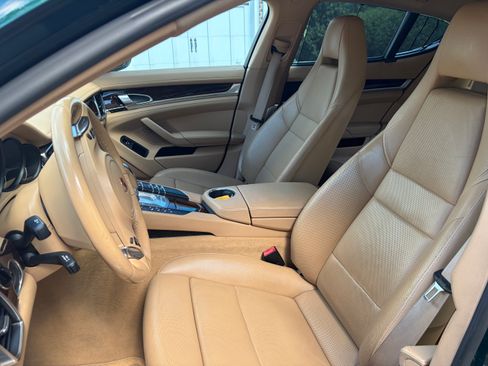 Used 2010 Porsche Panamera 4S AWD/4WD image 20