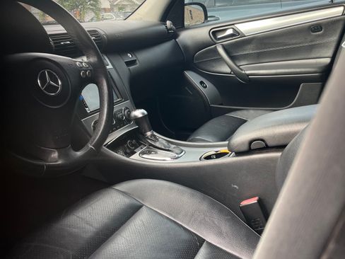 Used 2006 Mercedes-Benz C 230 Sedan image 15