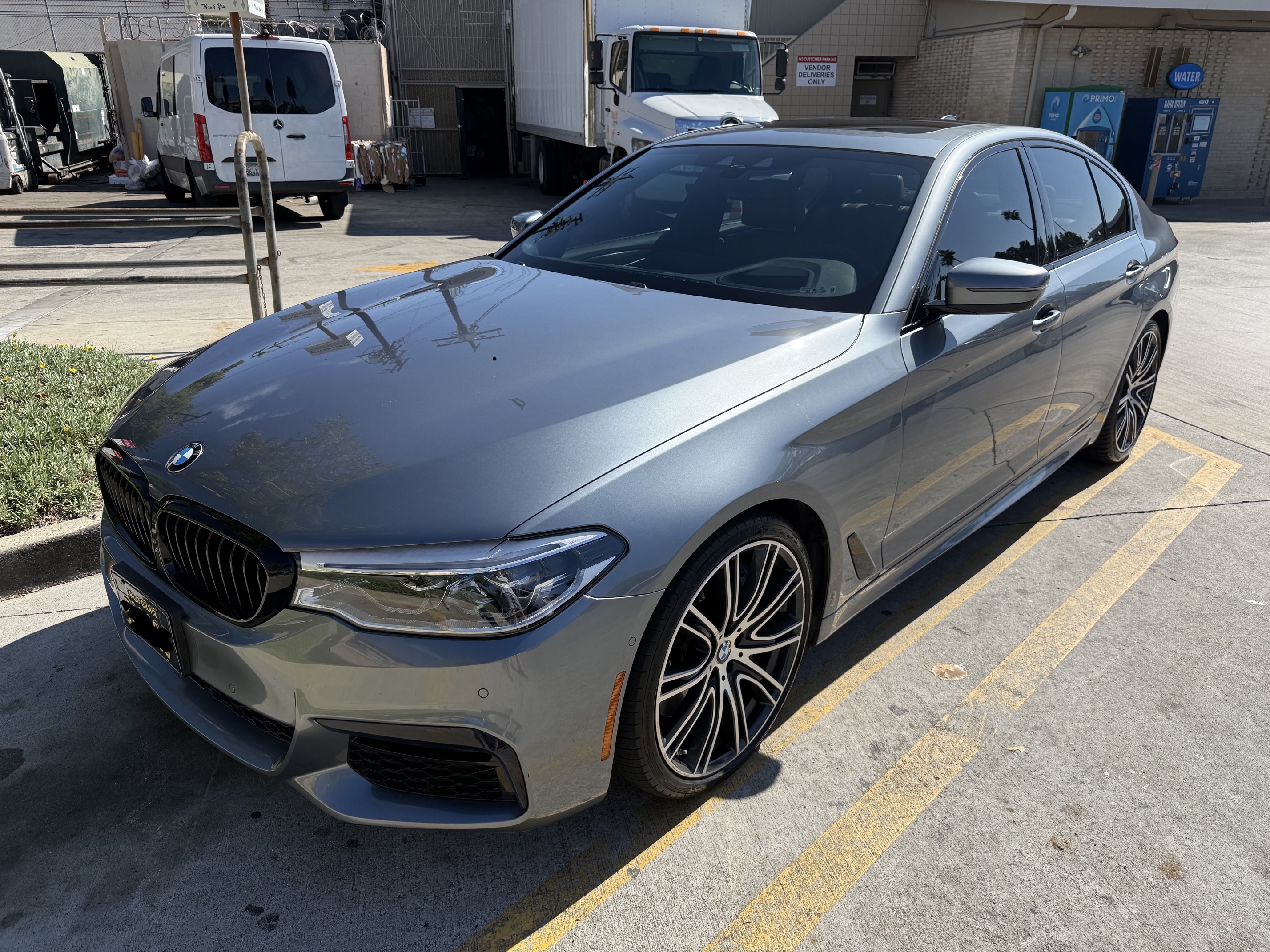Used 2019 BMW 540i w/ M Sport Package RWD image 1