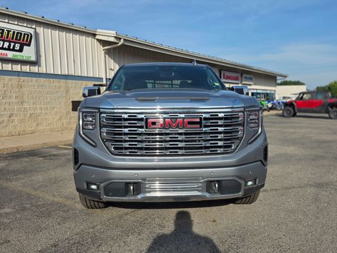 Used 2023 GMC Sierra 1500 Denali w/ Denali Reserve Package AWD/4WD image 5