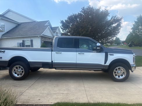 Used 2025 Ford F250 Lariat w/ Lariat Ultimate Package AWD/4WD image 4