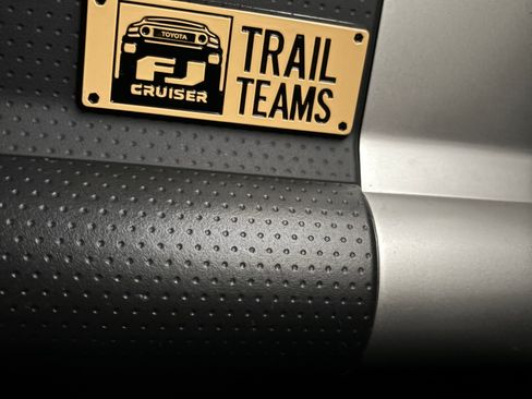 Used 2013 Toyota FJ Cruiser 4WD image 14