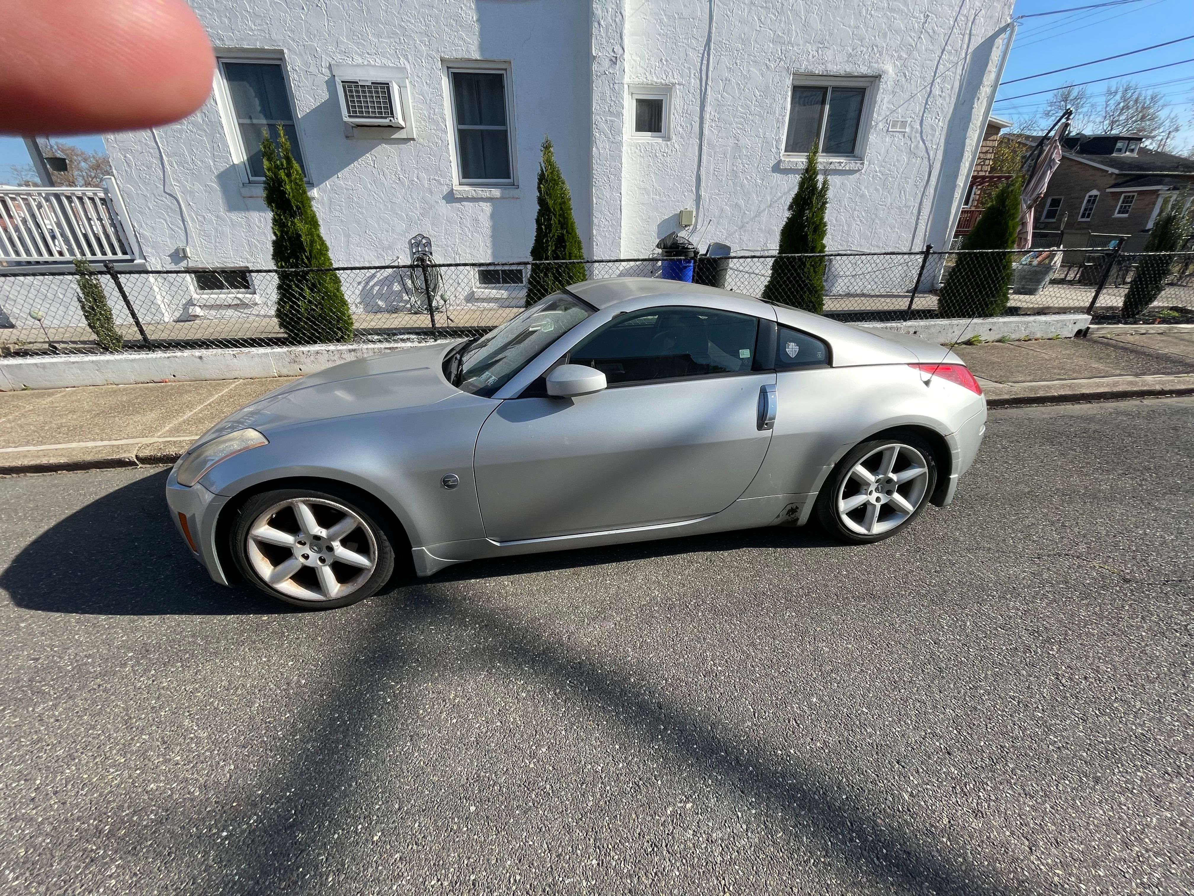 Used 2003 Nissan 350Z Touring RWD image 1