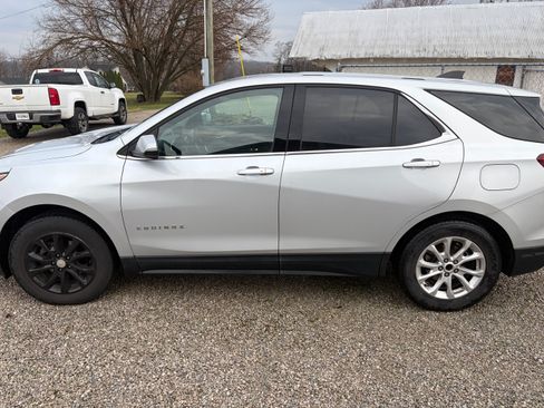 Used 2019 Chevrolet Equinox LT w/ Driver Convenience Package image 1
