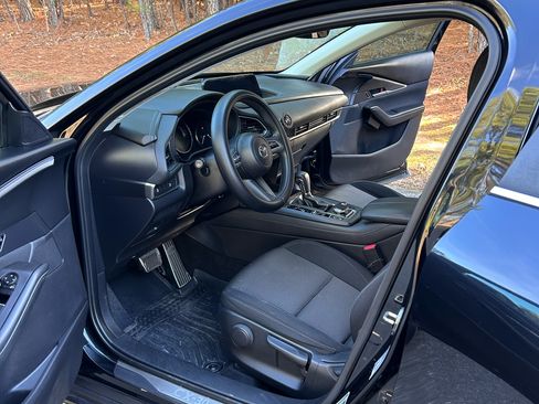 Used 2021 MAZDA CX-30 FWD 2.5 S image 17