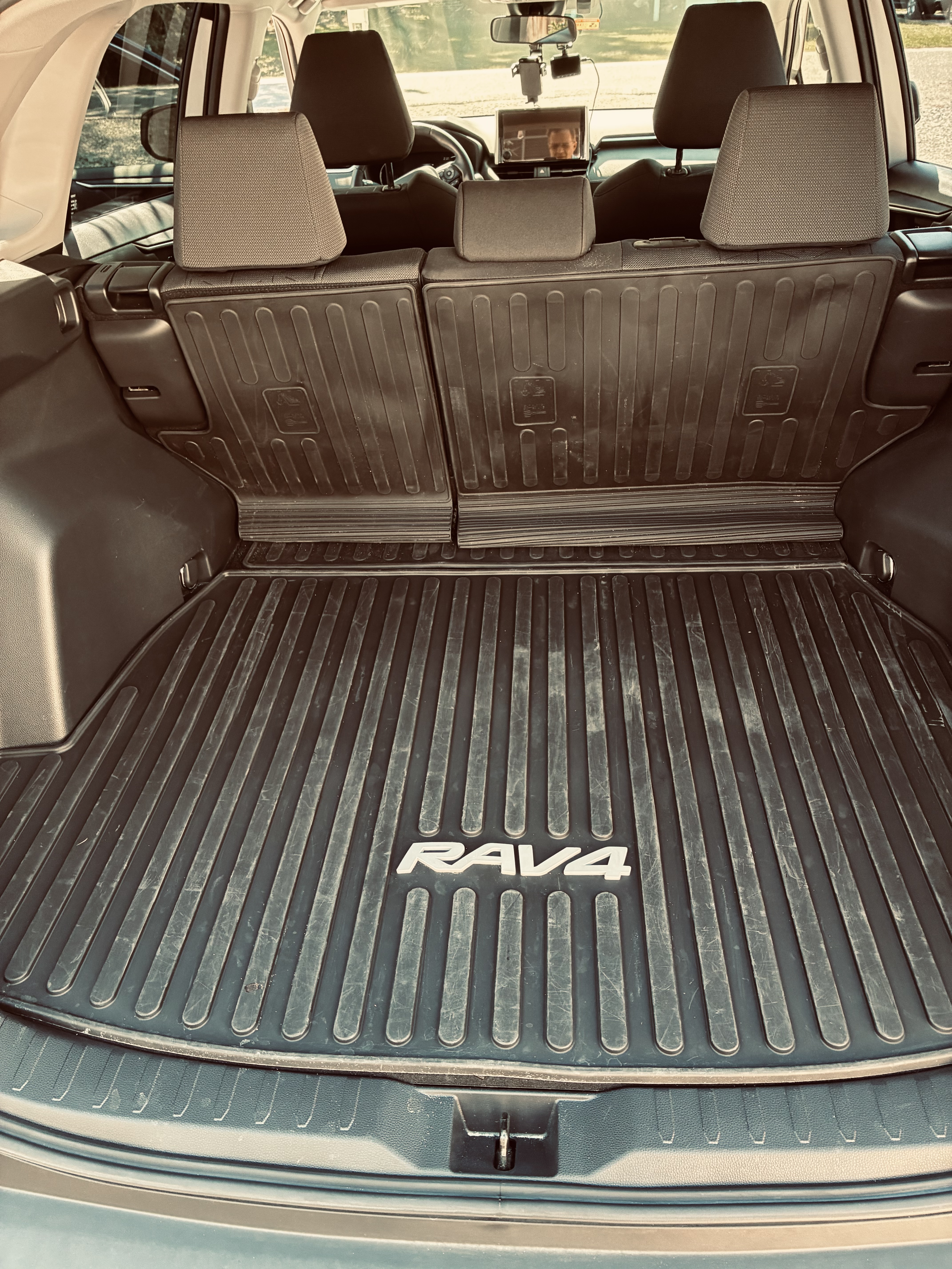 Used 2025 Toyota RAV4 XLE w/ Convenience Package AWD/4WD image 17