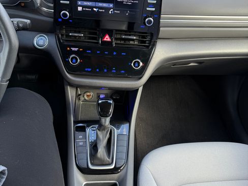 Used 2022 Hyundai Ioniq Blue image 12