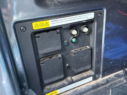 Used 2023 Ford F150 Lariat image 8