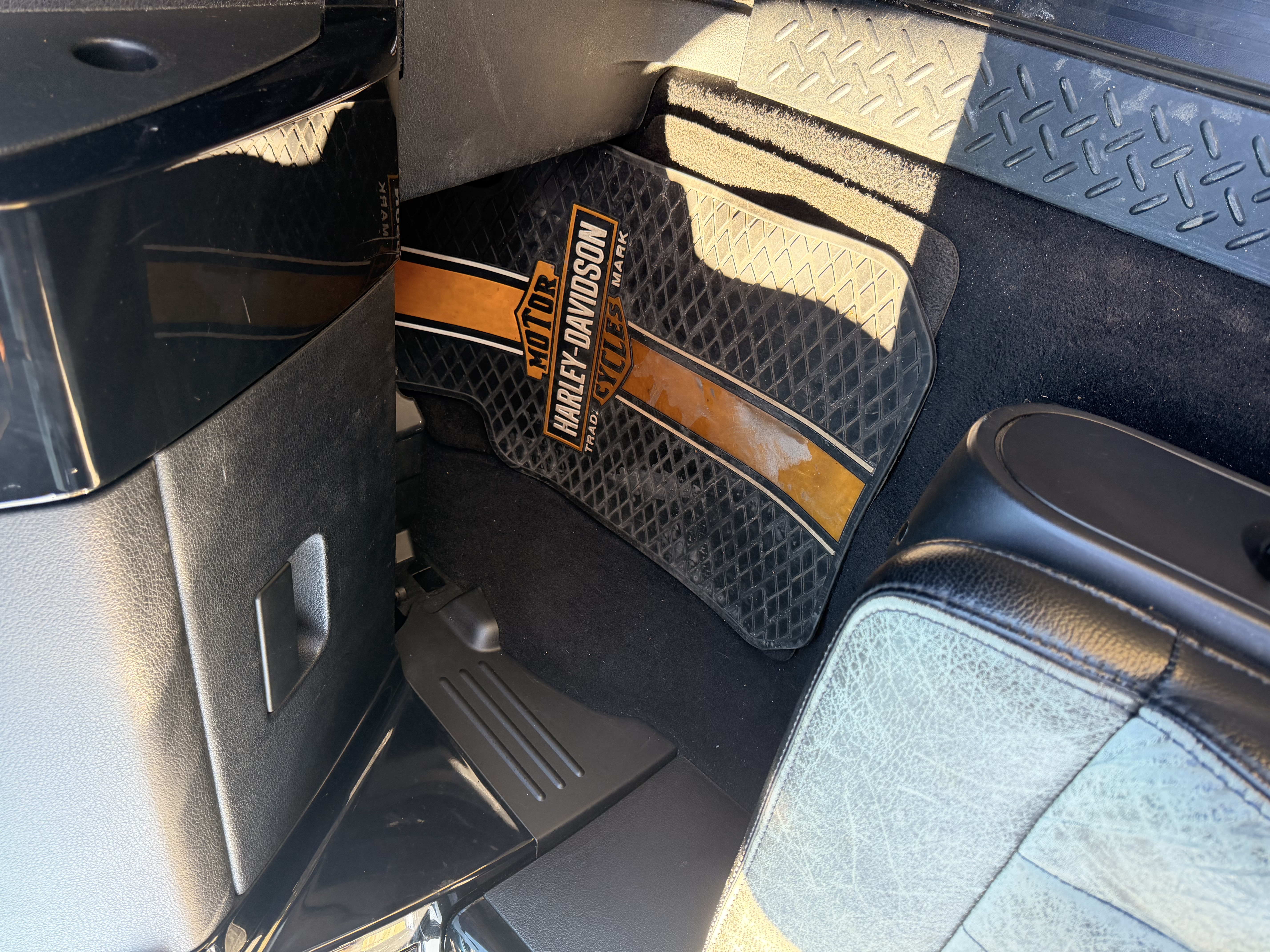 Used 2006 Ford F150 Harley-Davidson AWD/4WD image 22