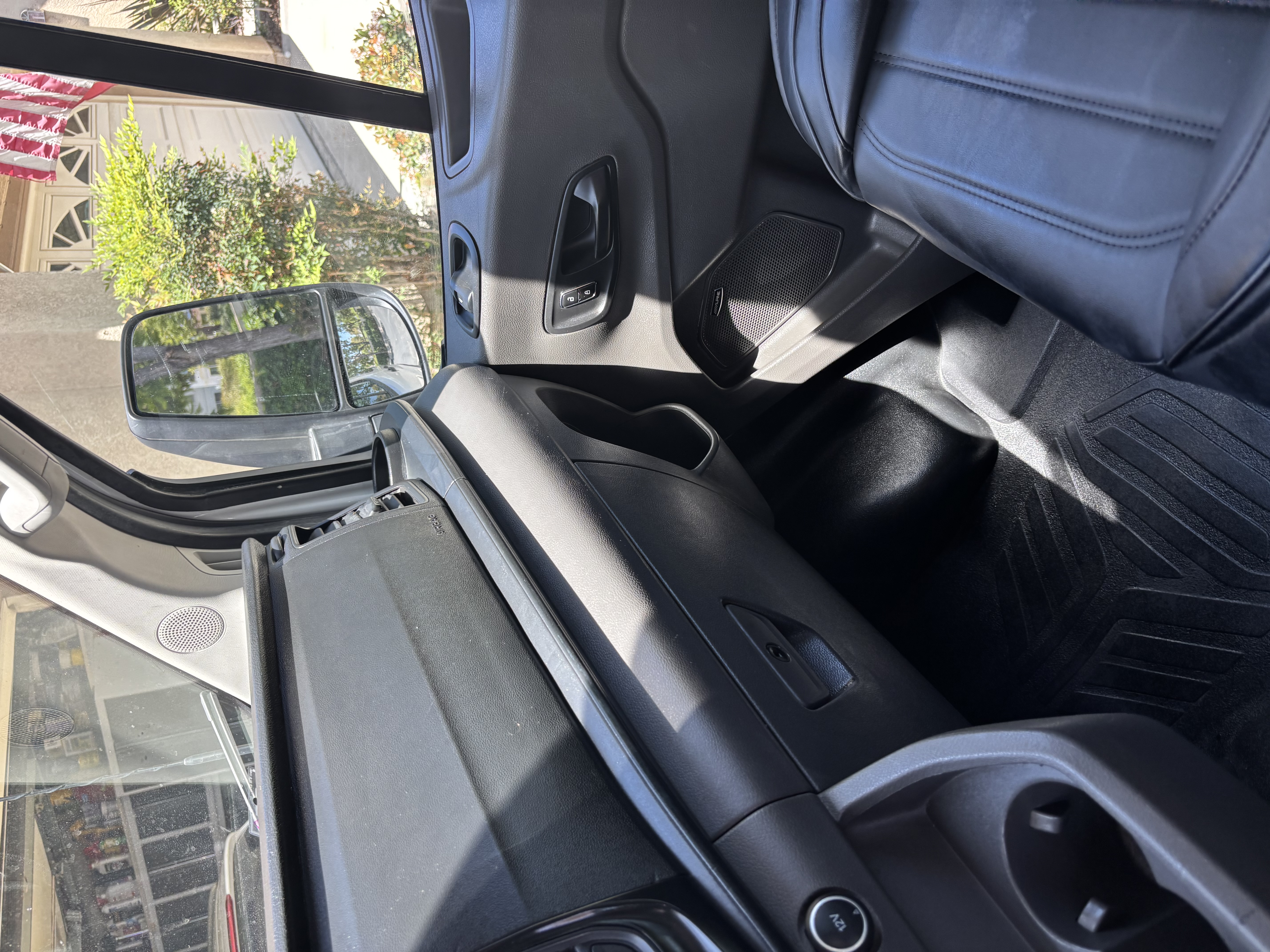 Used 2023 Ford Transit 250 Low Roof w/ Exterior Upgrade Package RWD image 14