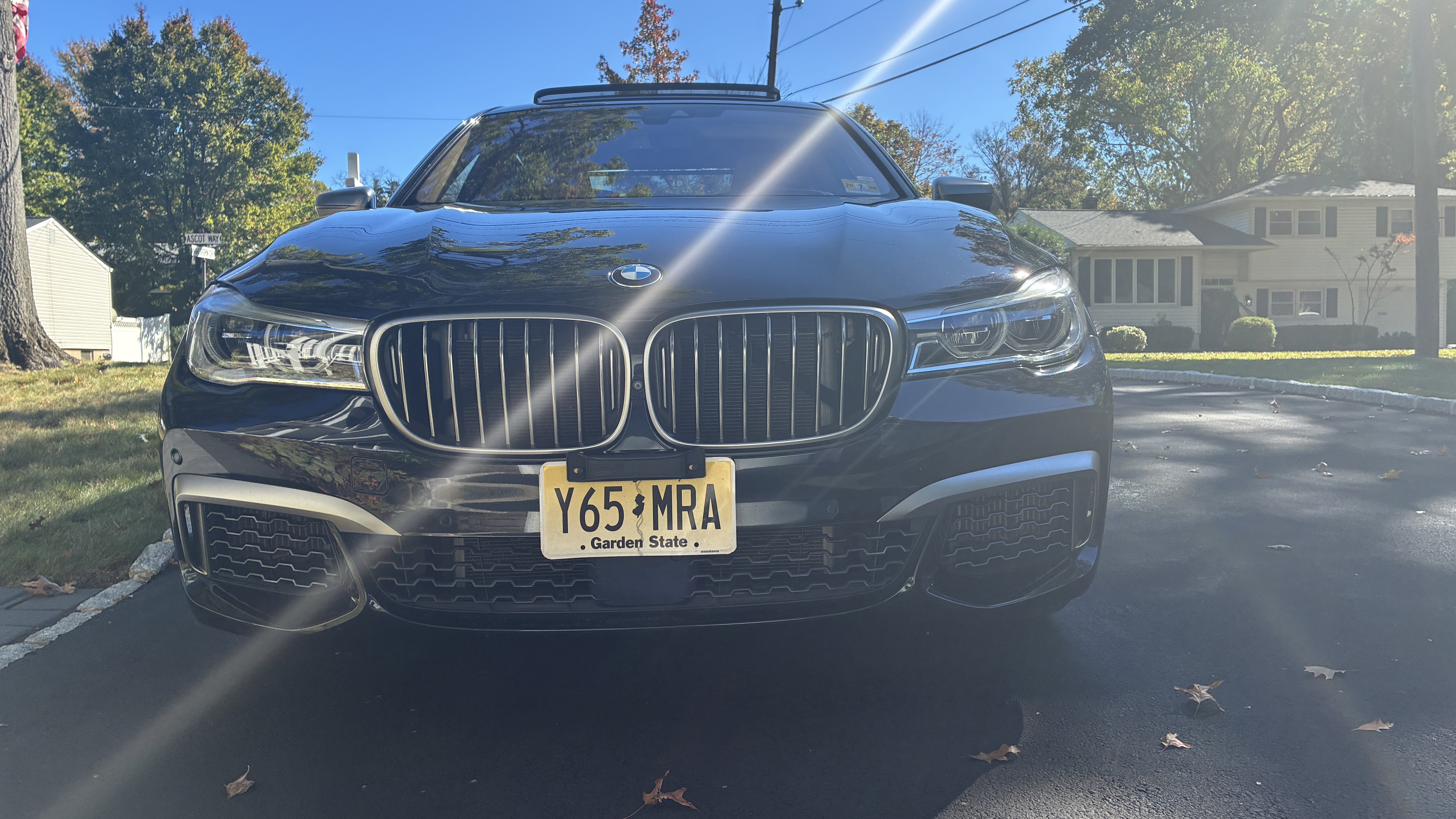 Used 2017 BMW M760i xDrive AWD/4WD image 9