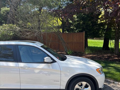 Used 2011 BMW X3 xDrive28i AWD/4WD image 6
