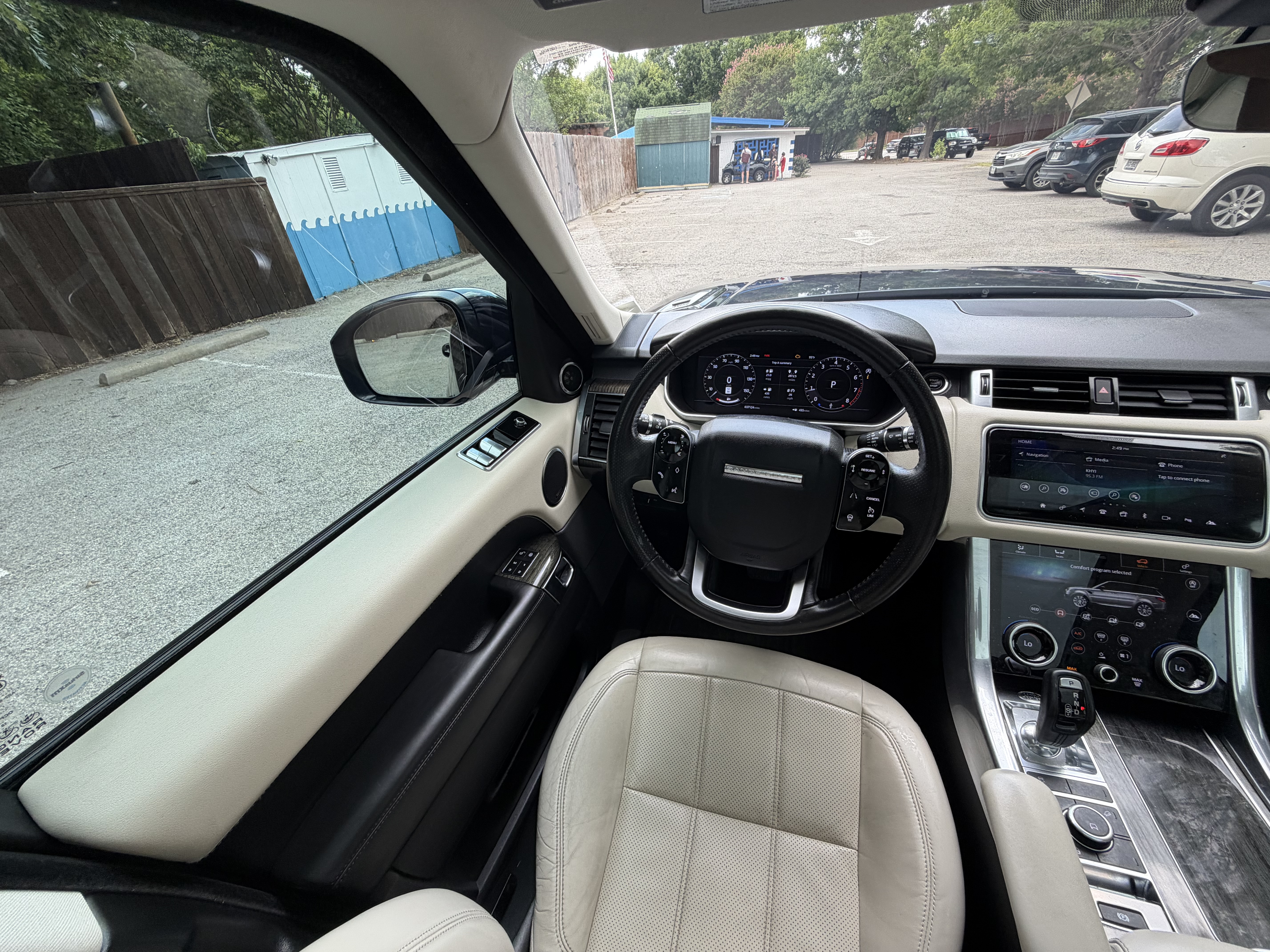 Used 2019 Land Rover Range Rover Sport HSE AWD/4WD image 12