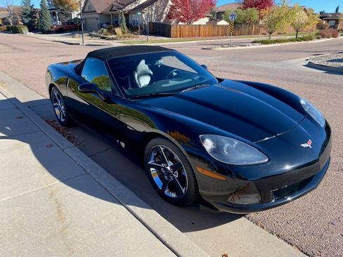 Used 2007 Chevrolet Corvette Convertible w/ Preferred Equipment Group image 5