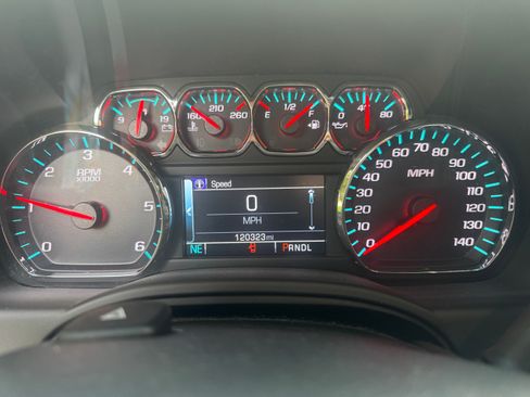Used 2019 GMC Yukon XL SLT AWD/4WD image 6
