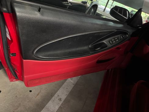 Used 1994 Ford Mustang Convertible image 17