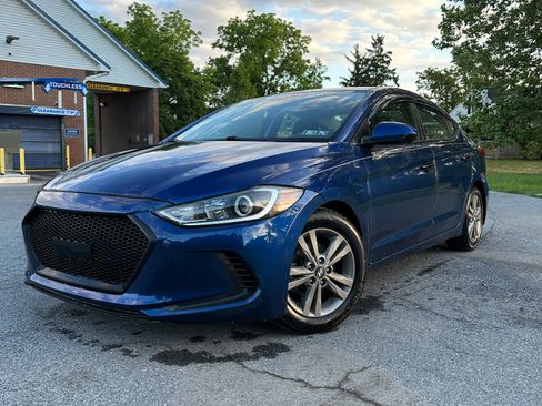 Used 2017 Hyundai Elantra SE FWD image 8