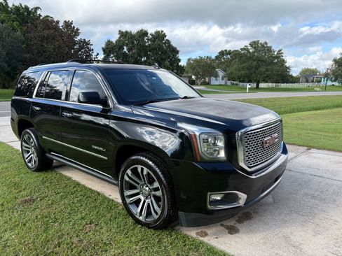 Used 2017 GMC Yukon Denali w/ Open Road Package image 2