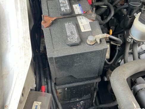Used 2013 Nissan NV High Roof RWD image 29
