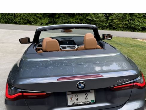 Used 2021 BMW 430i Convertible image 1