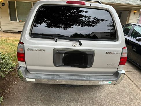 Used 1999 Toyota 4Runner SR5 AWD/4WD image 14
