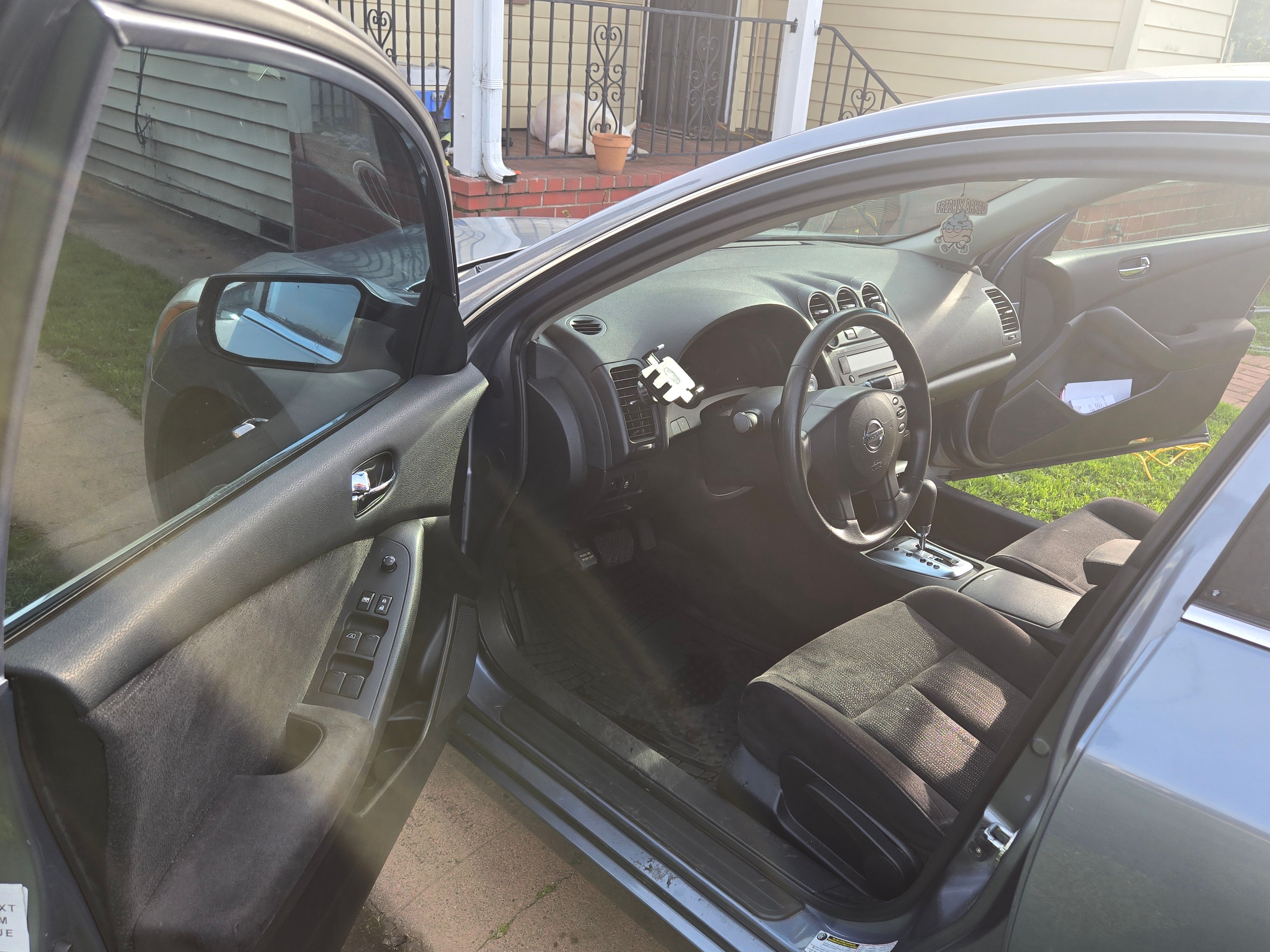 Used 2012 Nissan Altima 2.5 S FWD image 11