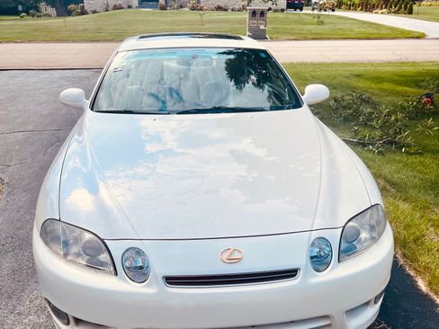 Used 1997 Lexus SC 300 Coupe image 2