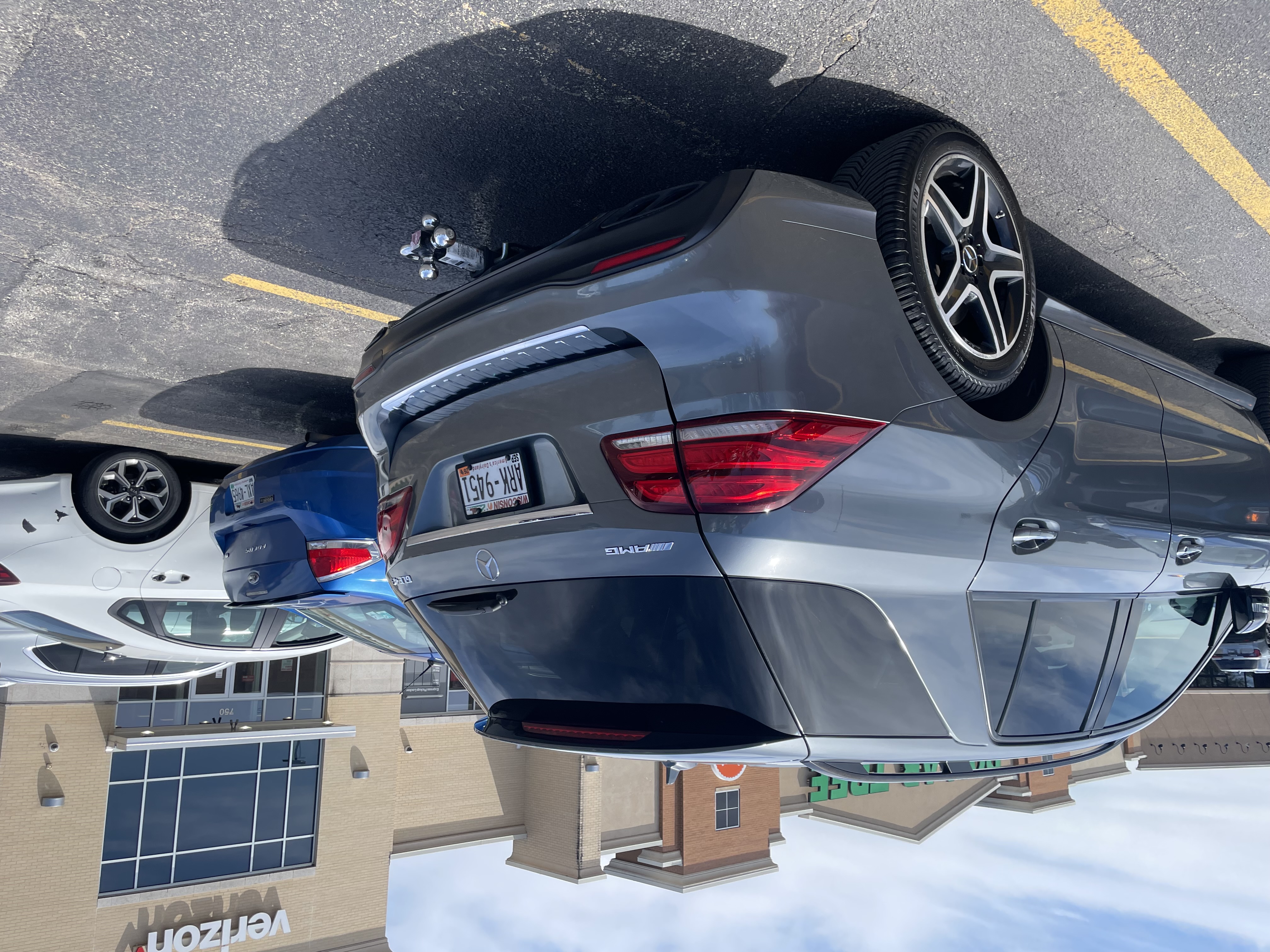 Used 2019 Mercedes-Benz GLE 43 AMG 4MATIC image 4