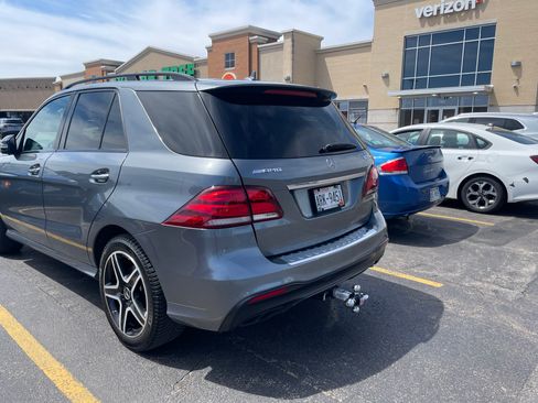 Used 2019 Mercedes-Benz GLE 43 AMG 4MATIC image 4