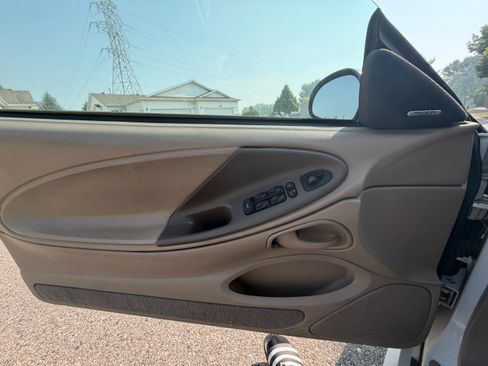 Used 2002 Ford Mustang Premium RWD image 14
