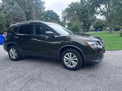 Used 2016 Nissan Rogue SV