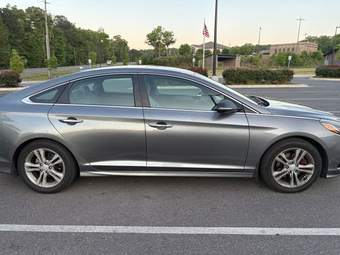 Used 2019 Hyundai Sonata SEL image 2