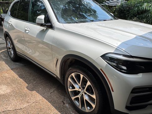 Used 2019 BMW X5 xDrive40i w/ Premium Package 2 AWD/4WD image 4