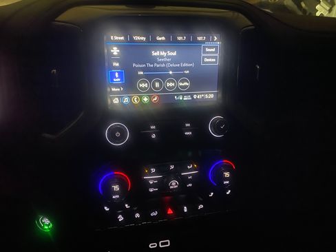 Used 2020 Chevrolet Silverado 1500 RST image 20